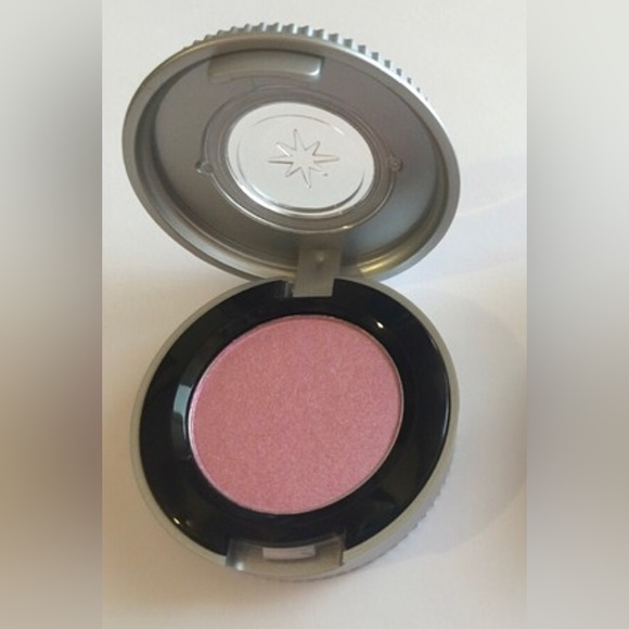 Urban Decay eyeshadow - Picture 2 of 6